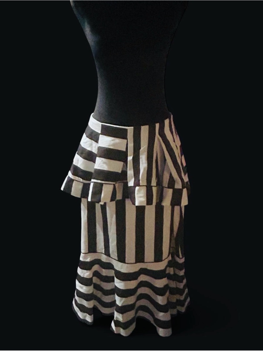 FARM Rio Mixed Stripes Midi Skirt- brand new with tags! - Picture 2 of 7
